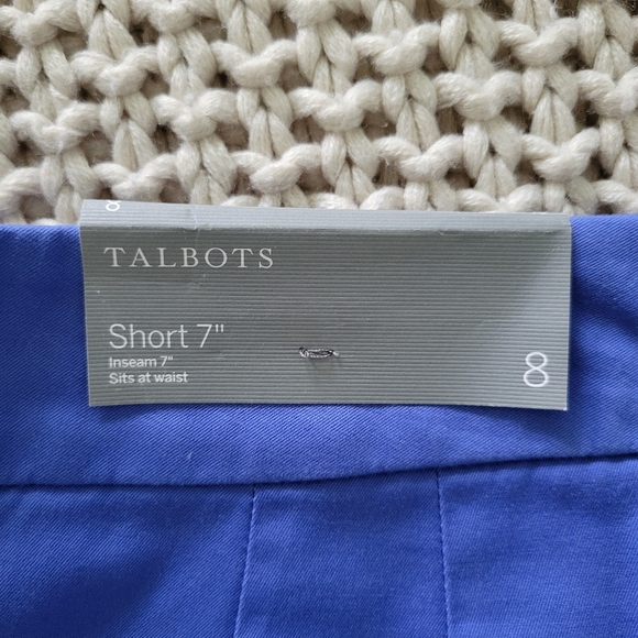 NWT Women's Talbots Blue 7" Chino Shorts Side Buttons Size 8 Cotton - Picture 6 of 8